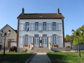 epaviste gratuit Courcelles-en-Bassée (77126)